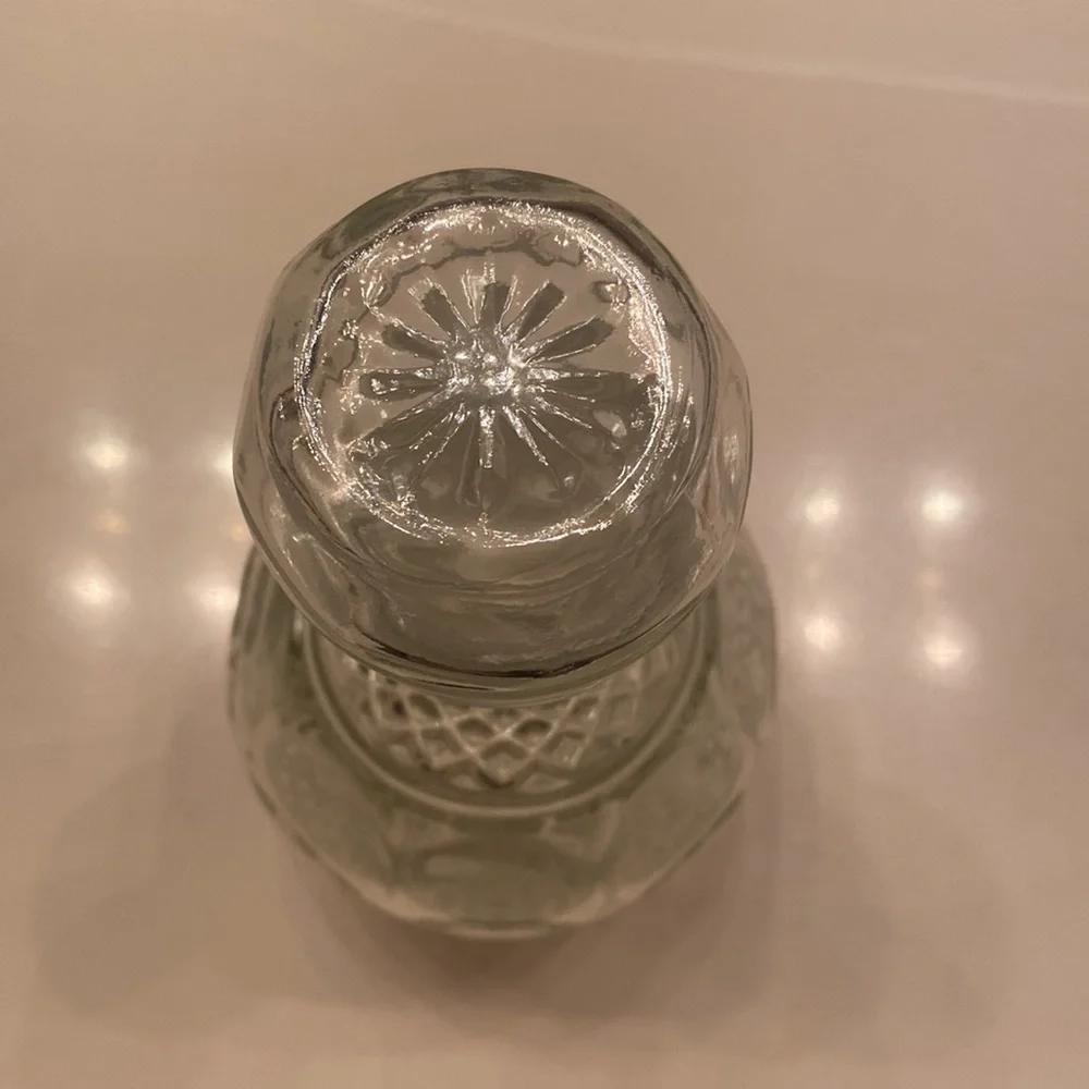 Set of two vintage wine‎ decanters 10 in tall. No cracks or chips